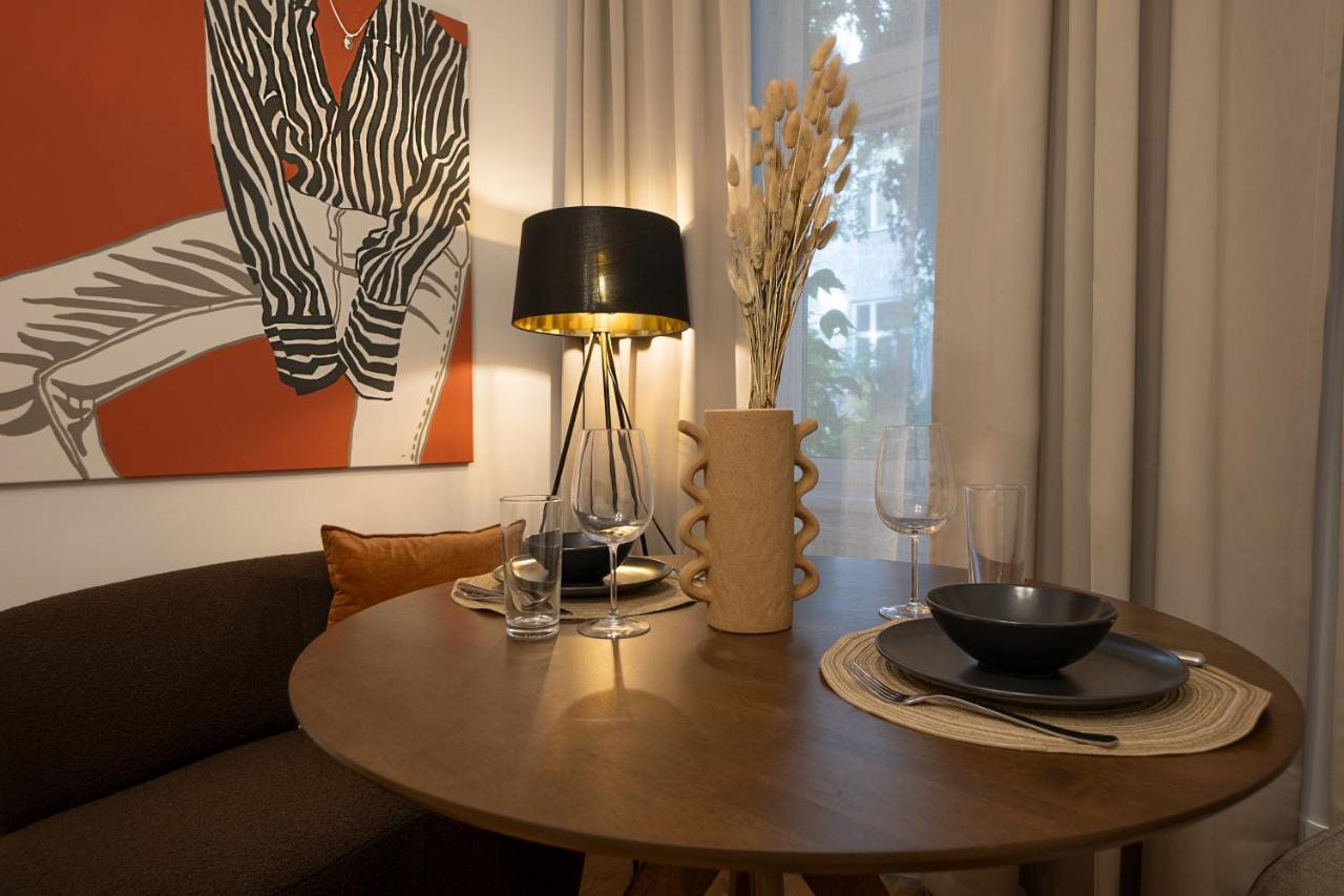 Stylish Central 1-Bedroom Apartment With A Terrace Vienna Exterior photo