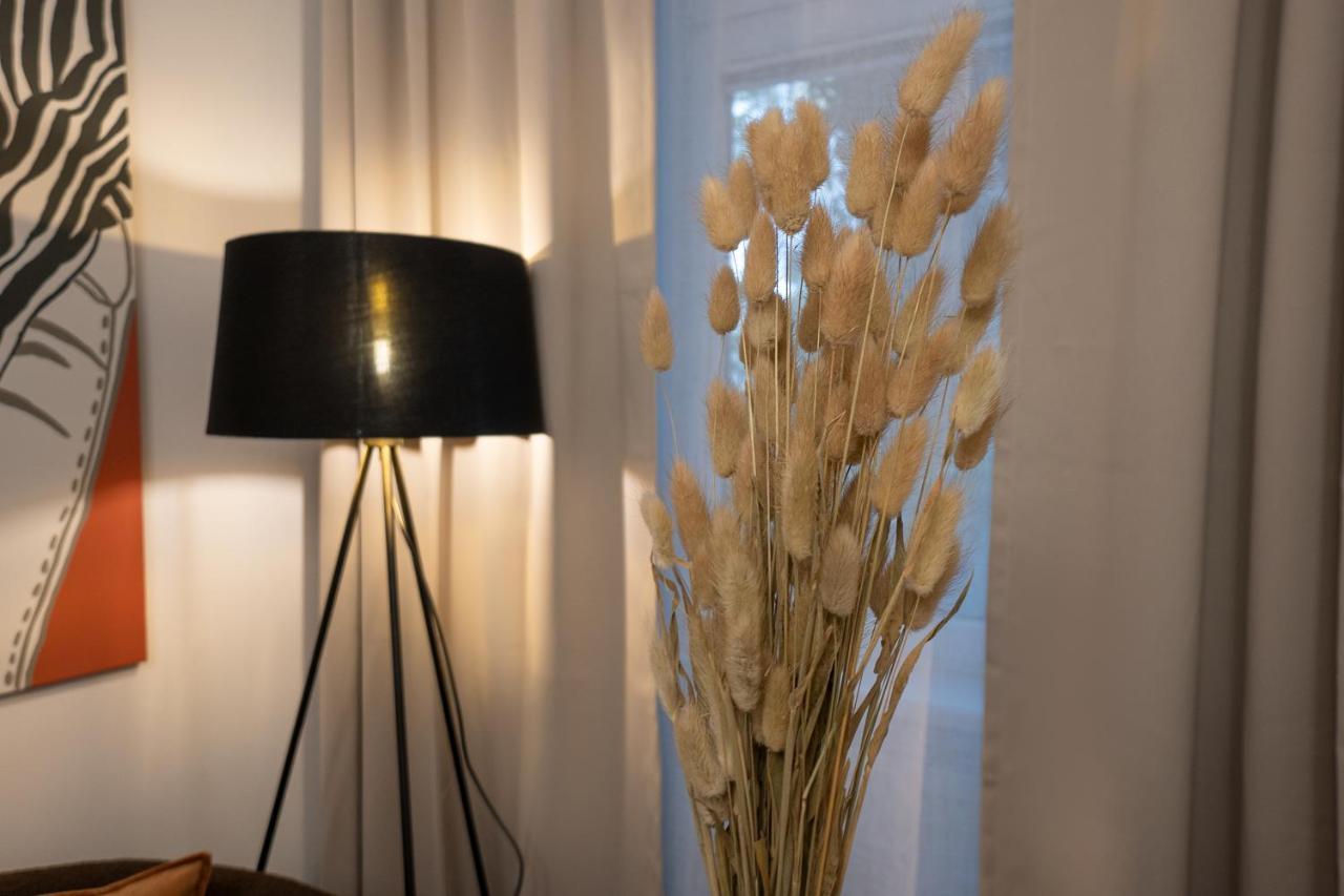 Stylish Central 1-Bedroom Apartment With A Terrace Vienna Exterior photo